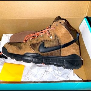 nike sb dunk high boot